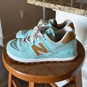 New Balance women’s 574 7.5